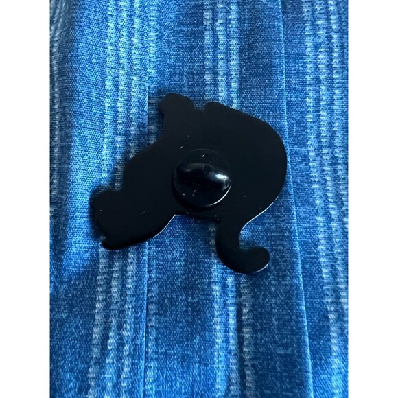 SMELLY CAT FRIENDS Phoebe Enamel Lapel Pin NEW - Picture 3 of 3